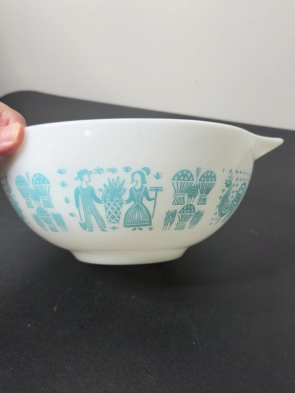 Vintage Pyrex Turquiose Butter Print 443 2.5 Qt Cinderella Amish Mixing Bowl